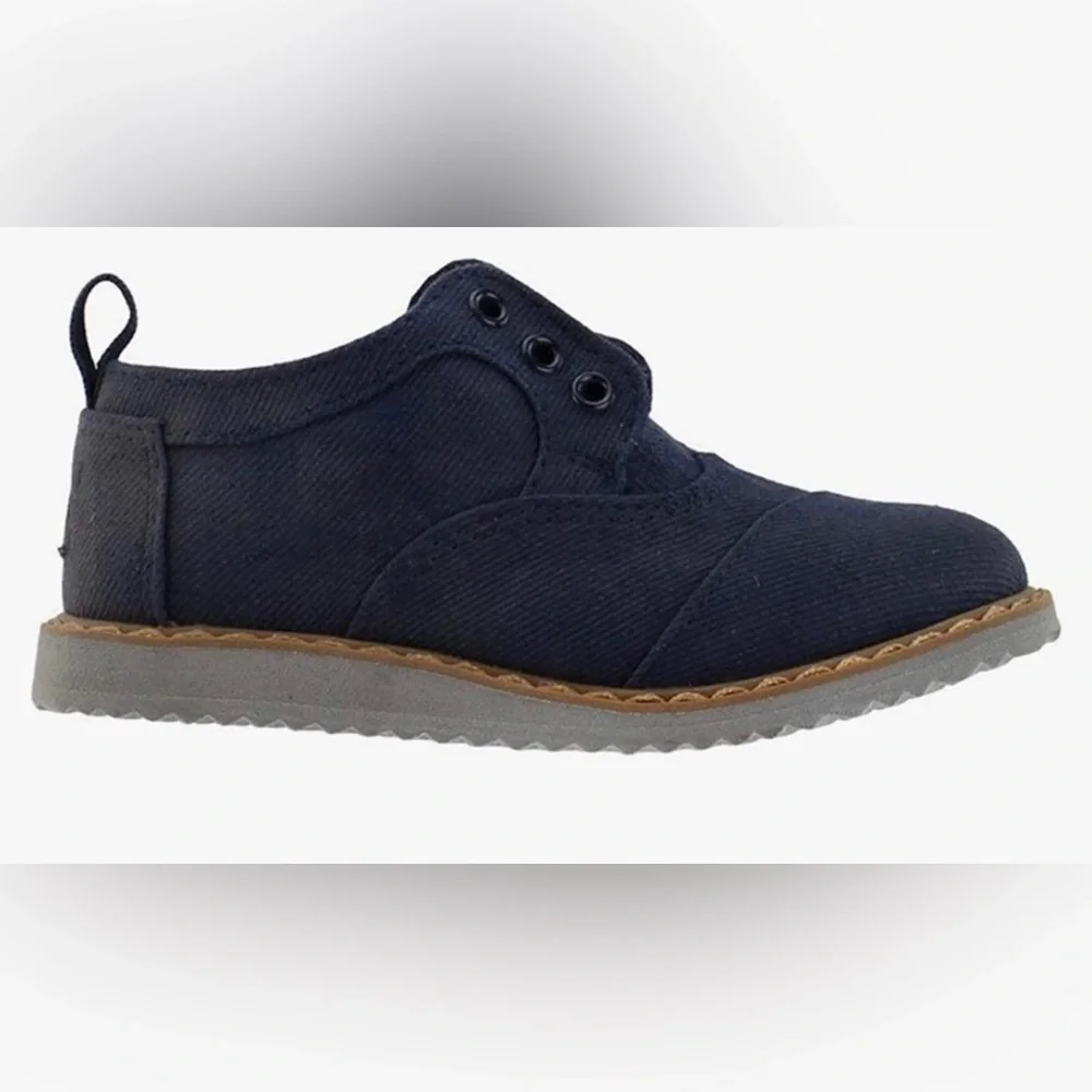 TOMS Tiny TOMS Navy Twill Brogue Sneakers Toddler Size 6 Slip-On Casual Shoes